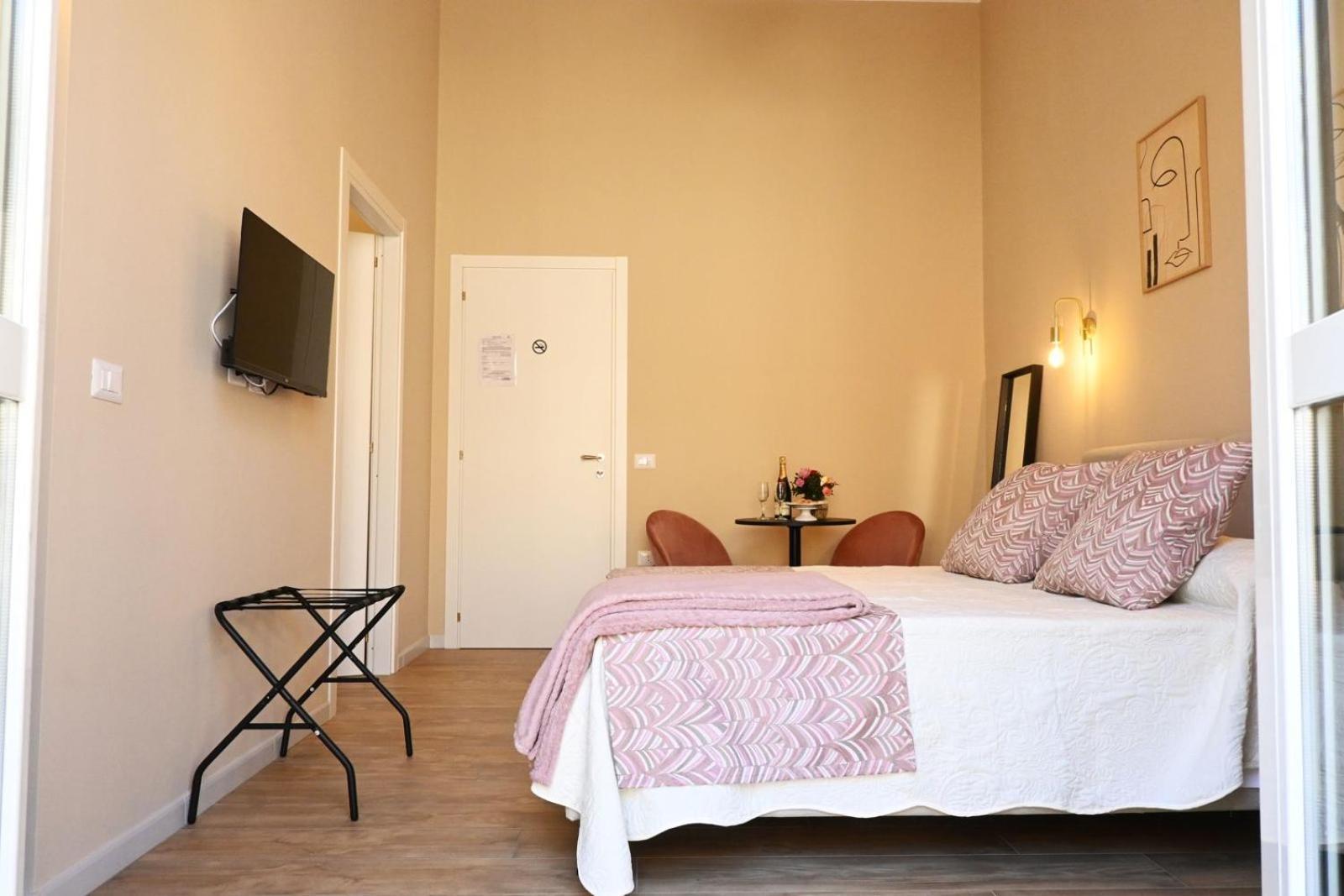 Bed and Breakfast Ta-49 Bed E Breakfast à Naples Extérieur photo