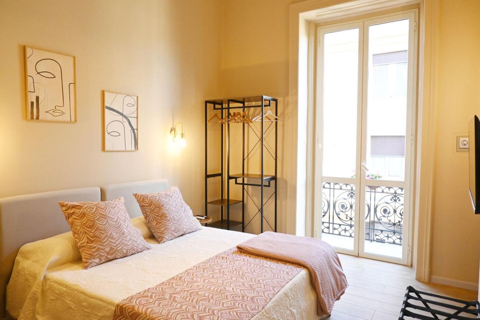 Bed and Breakfast Ta-49 Bed E Breakfast à Naples Extérieur photo