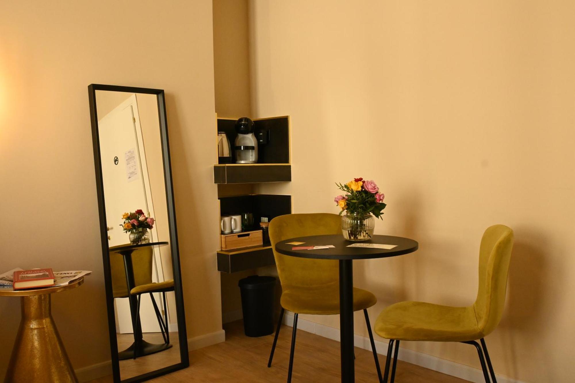 Bed and Breakfast Ta-49 Bed E Breakfast à Naples Extérieur photo