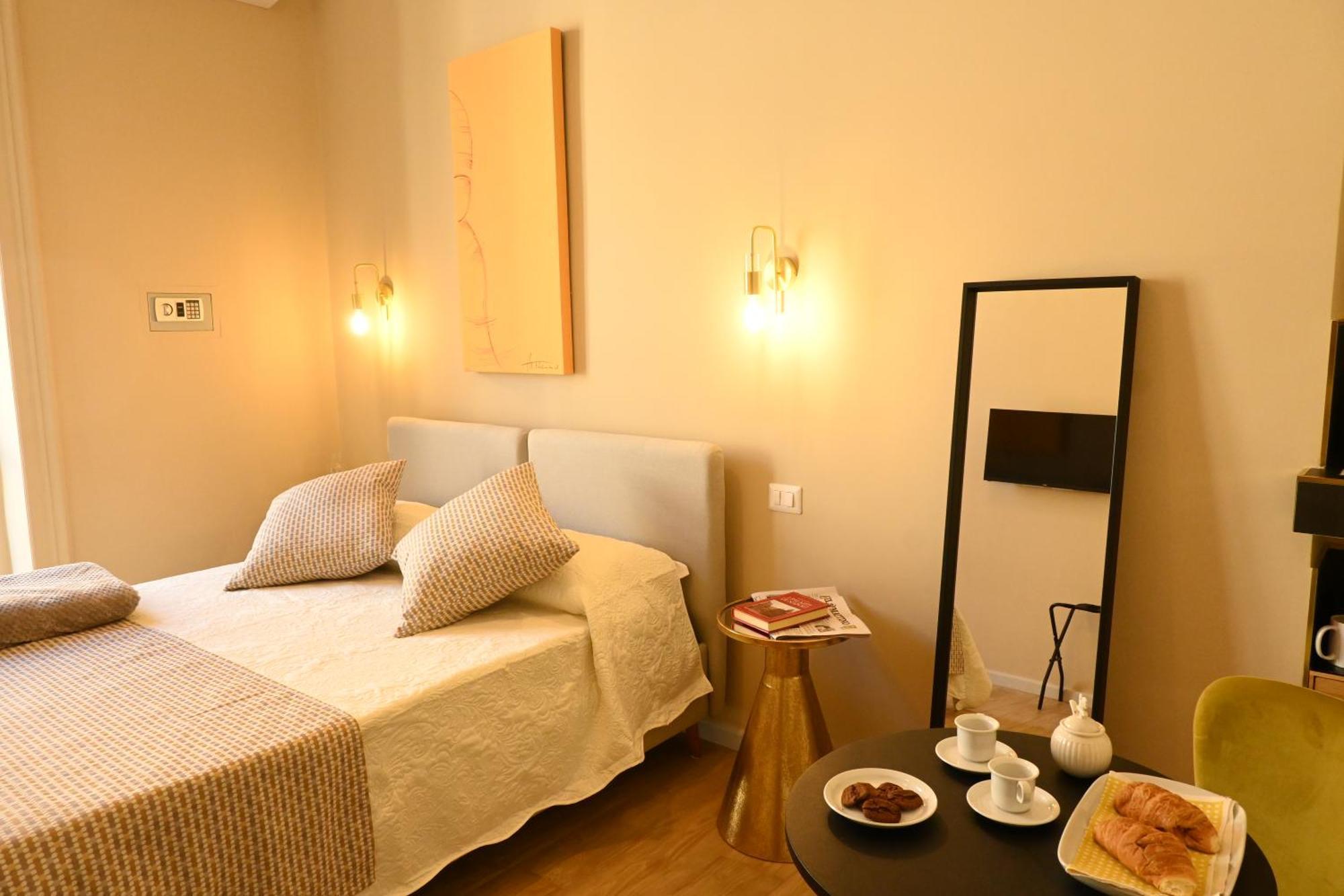 Bed and Breakfast Ta-49 Bed E Breakfast à Naples Extérieur photo