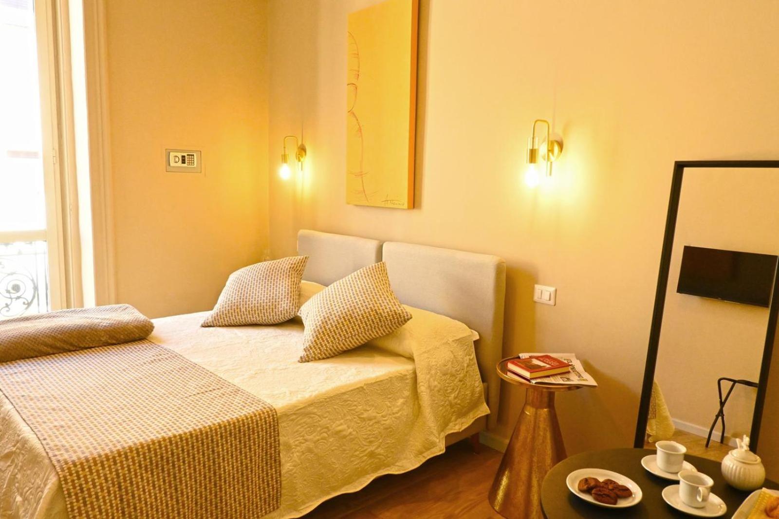 Bed and Breakfast Ta-49 Bed E Breakfast à Naples Extérieur photo