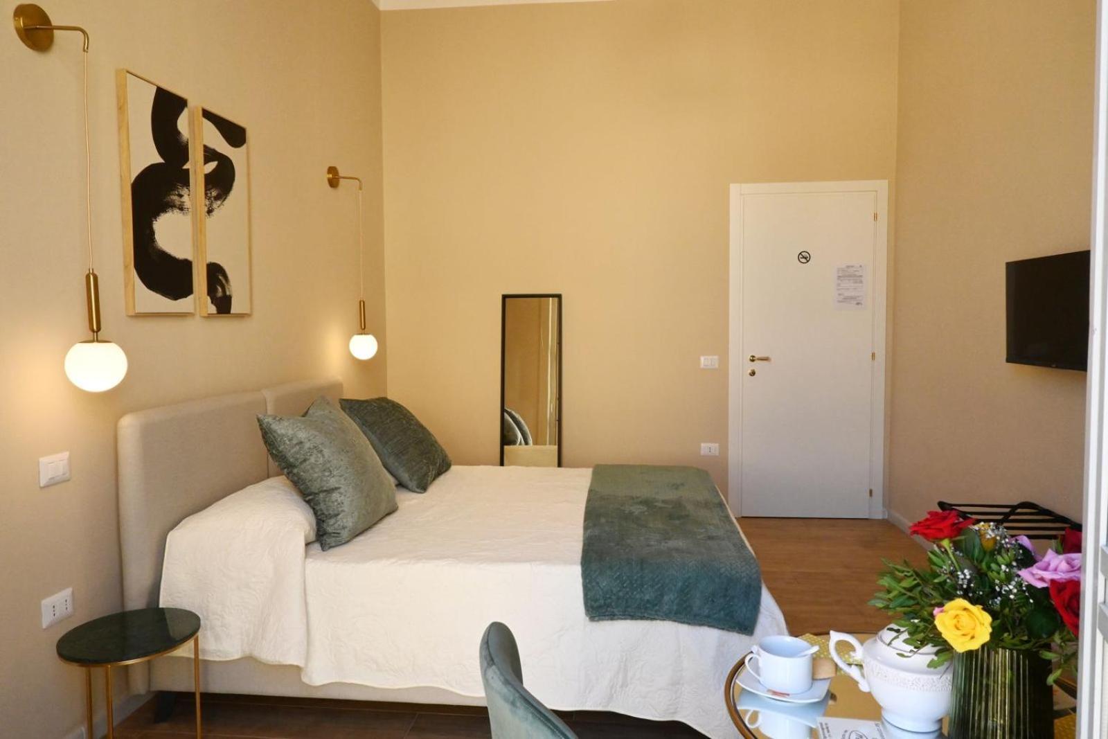Bed and Breakfast Ta-49 Bed E Breakfast à Naples Extérieur photo